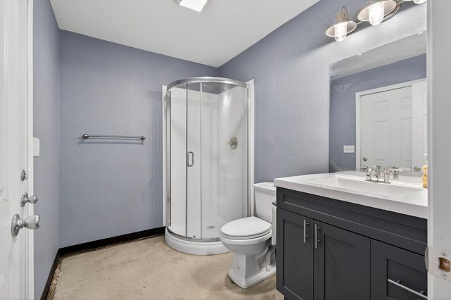 5619 Chenault, Modesto, CA 95356