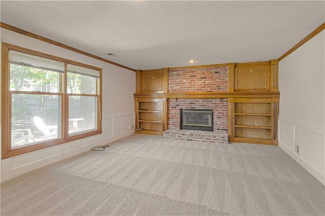 17512 W 113th Street, Olathe, KS 66061