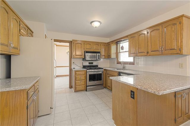 17512 W 113th Street, Olathe, KS 66061