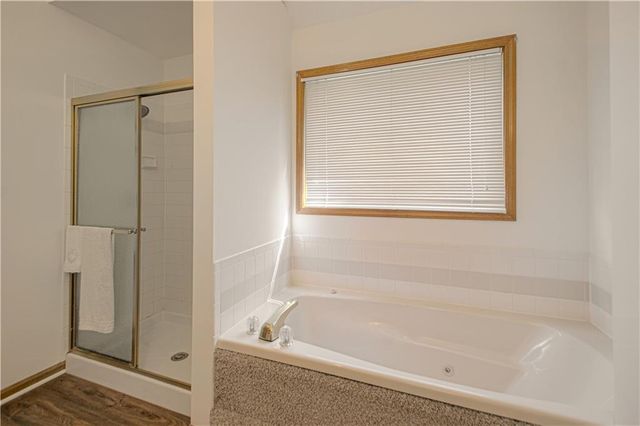 17512 W 113th Street, Olathe, KS 66061