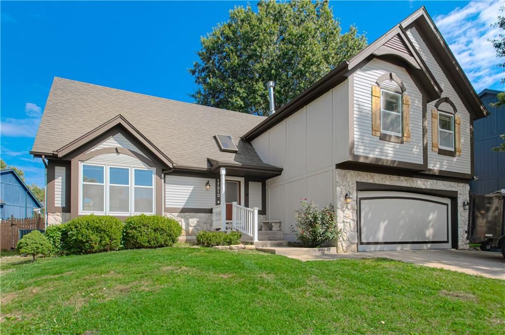 17512 W 113th Street, Olathe, KS 66061