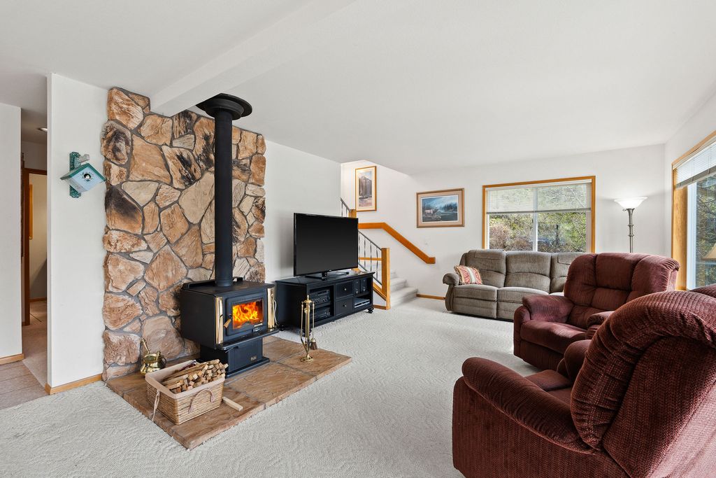 21019 Park Lane, Rollins, MT 59931 photo 15