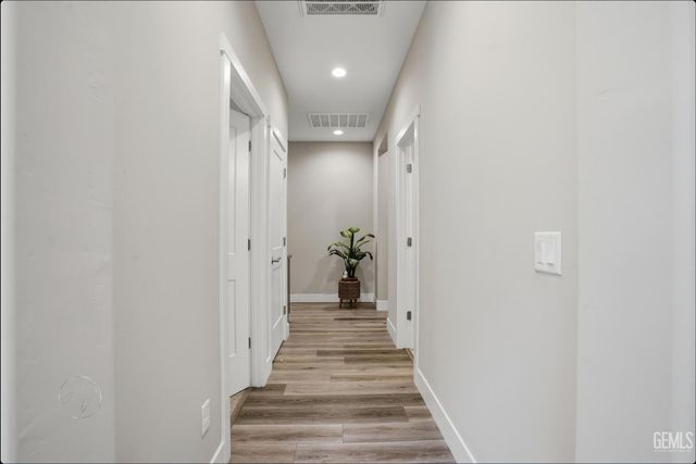 14822 Pemberley Passage Avenue, Bakersfield, CA 93311