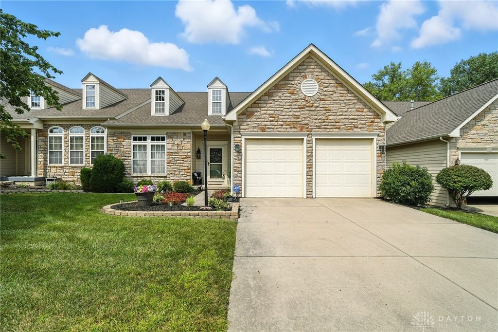 3749 Whisper Creek Drive, Dayton, OH 45414