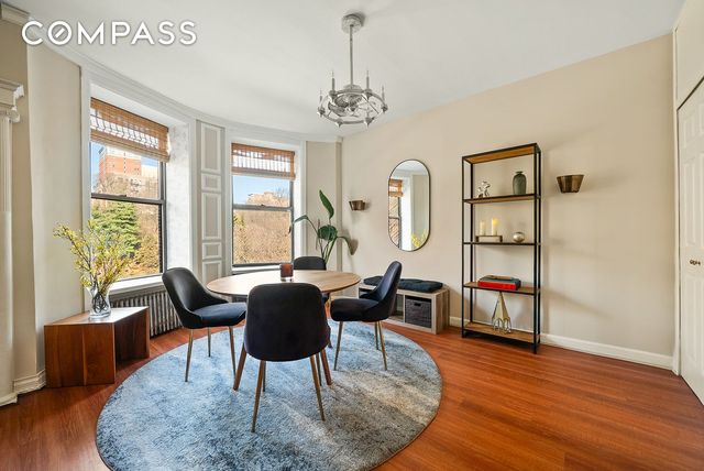 364 W 121st St Apt 4A, New York City, NY 10027