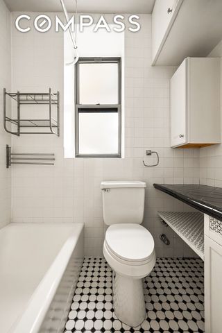 364 W 121st St Apt 4A, New York City, NY 10027