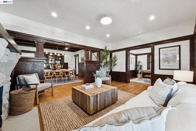 3868 GREENWOOD AVE, Oakland, CA 94602