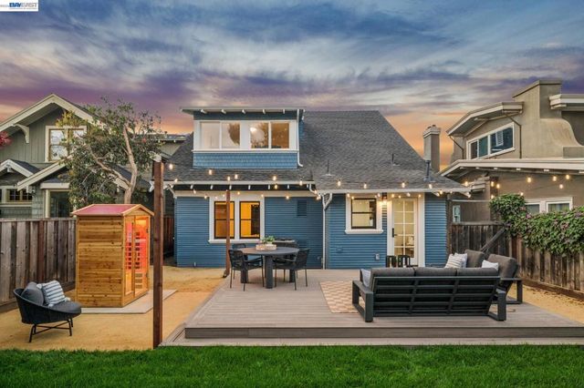 3868 GREENWOOD AVE, Oakland, CA 94602