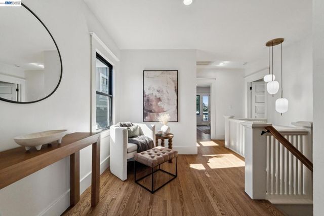 3868 GREENWOOD AVE, Oakland, CA 94602