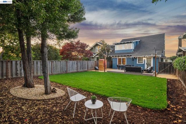 3868 GREENWOOD AVE, Oakland, CA 94602