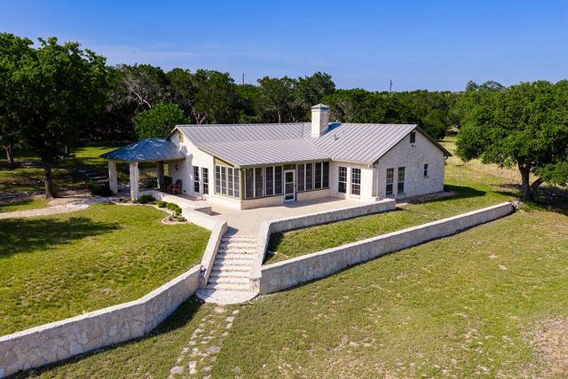 174 Cedar Rock Trail, Hunt, TX 78024