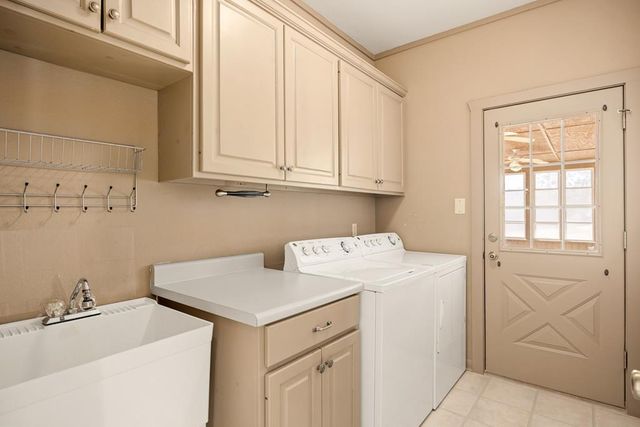 174 Cedar Rock Trail, Hunt, TX 78024