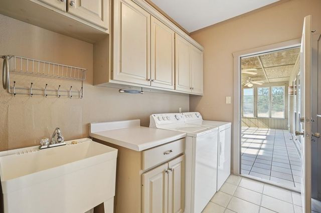 174 Cedar Rock Trail, Hunt, TX 78024