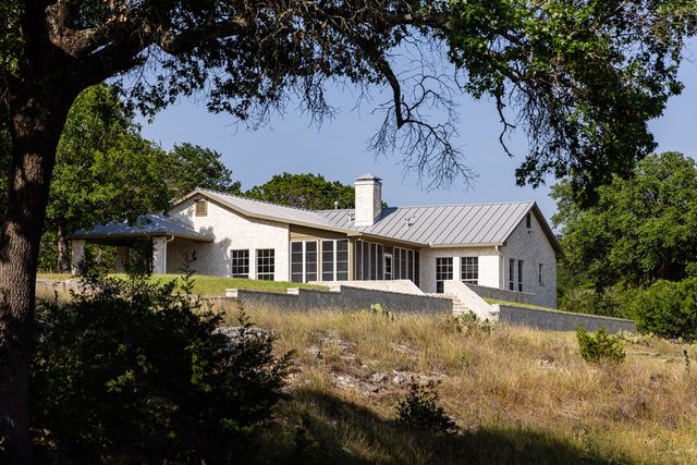 174 Cedar Rock Trail, Hunt, TX 78024
