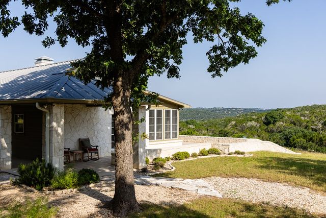 174 Cedar Rock Trail, Hunt, TX 78024