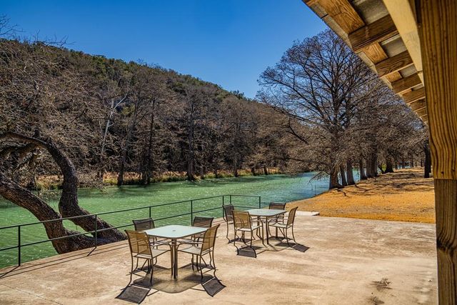 174 Cedar Rock Trail, Hunt, TX 78024