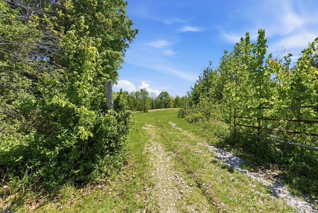 1195 Science Ridge Road, Jeffersonville, KY 40337