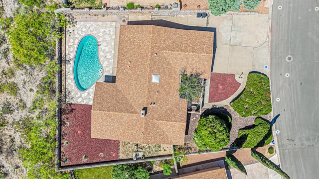 2820 DEVILS TOWER Circle, El Paso, TX 79904