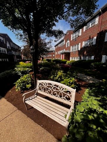 15 Cass Street 3, Boston, MA 02132