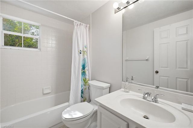 26901 Wedgewood DR 101, Bonita Springs, FL 34134