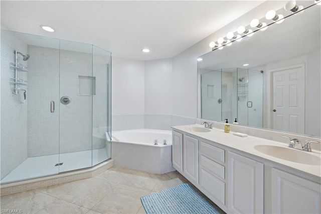26901 Wedgewood DR 101, Bonita Springs, FL 34134