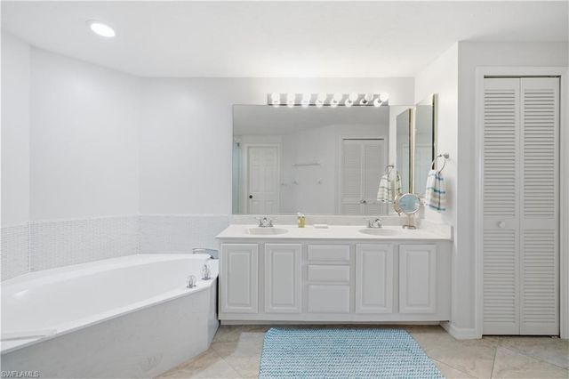 26901 Wedgewood DR 101, Bonita Springs, FL 34134