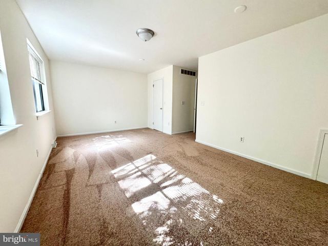271 PINE VALLEY RD, Dover, DE 19904