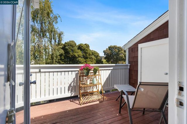 158 Bayside Court, Richmond, CA 94804