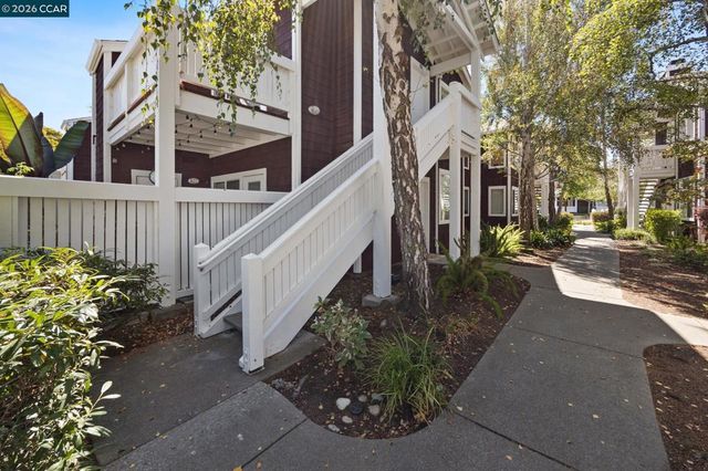 158 Bayside Court, Richmond, CA 94804