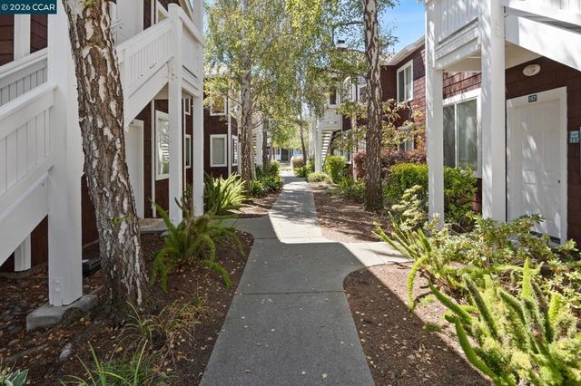 158 Bayside Court, Richmond, CA 94804
