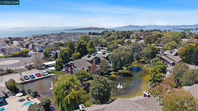 158 Bayside Court, Richmond, CA 94804