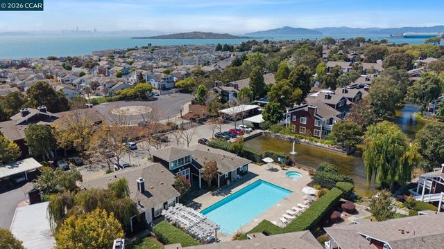 158 Bayside Court, Richmond, CA 94804