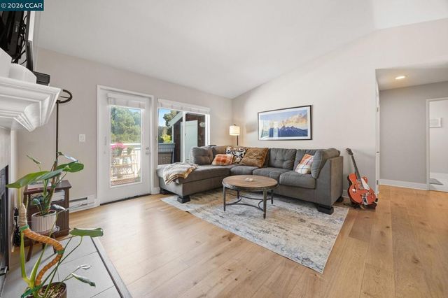 158 Bayside Court, Richmond, CA 94804