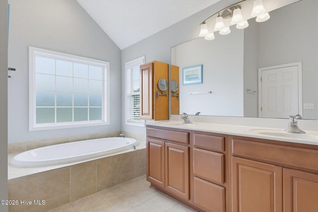 600 Willbrook Circle, Sneads Ferry, NC 28460