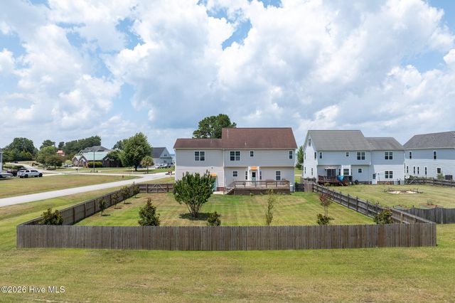 600 Willbrook Circle, Sneads Ferry, NC 28460