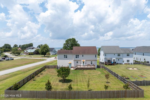 600 Willbrook Circle, Sneads Ferry, NC 28460
