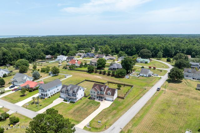 600 Willbrook Circle, Sneads Ferry, NC 28460