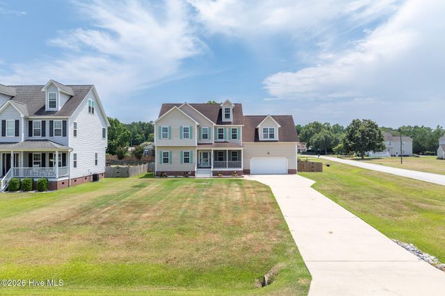 600 Willbrook Circle, Sneads Ferry, NC 28460