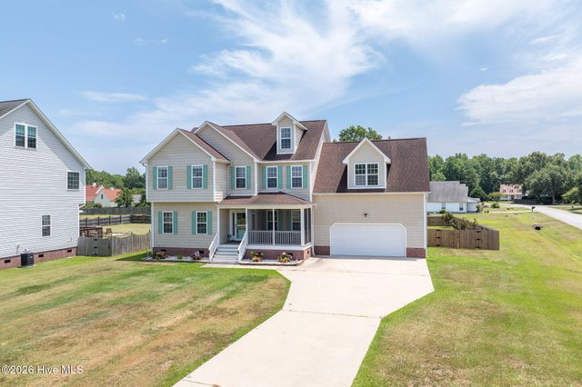 600 Willbrook Circle, Sneads Ferry, NC 28460