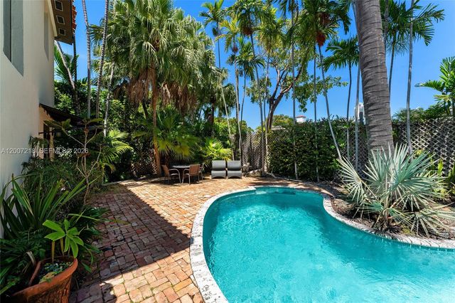 6121 La Gorce Dr, Miami Beach, FL 33140