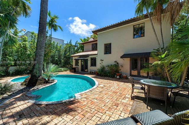 6121 La Gorce Dr, Miami Beach, FL 33140