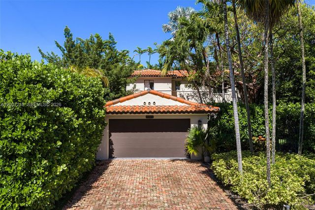 6121 La Gorce Dr, Miami Beach, FL 33140
