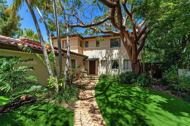 6121 La Gorce Dr, Miami Beach, FL 33140