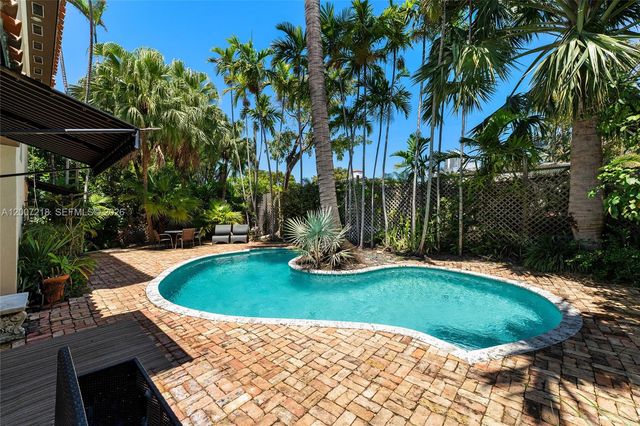 6121 La Gorce Dr, Miami Beach, FL 33140