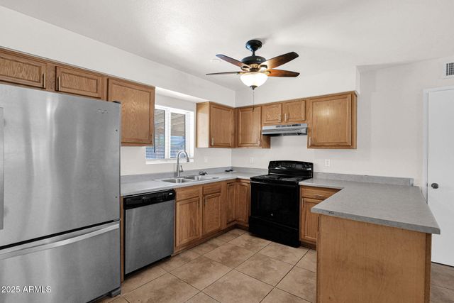 7221 W VIRGINIA Avenue, Phoenix, AZ 85035