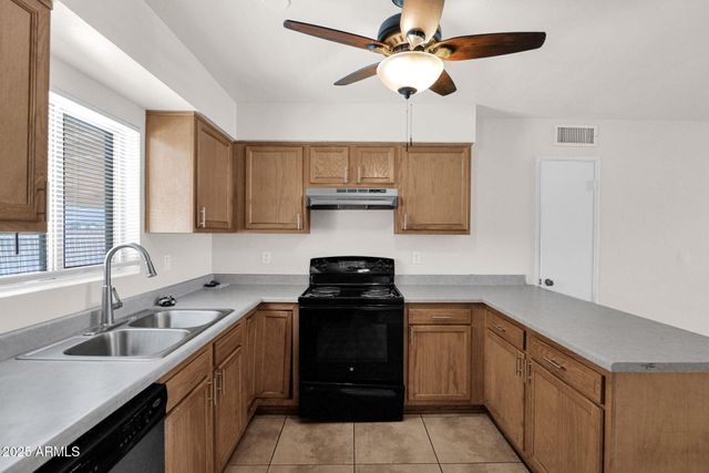 7221 W VIRGINIA Avenue, Phoenix, AZ 85035