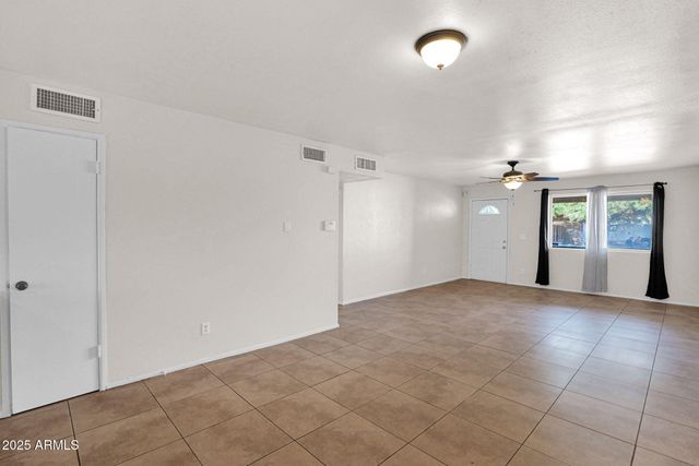 7221 W VIRGINIA Avenue, Phoenix, AZ 85035