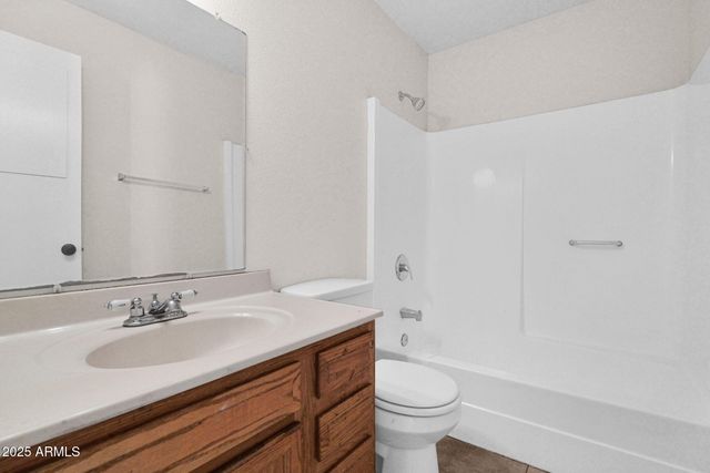 7221 W VIRGINIA Avenue, Phoenix, AZ 85035