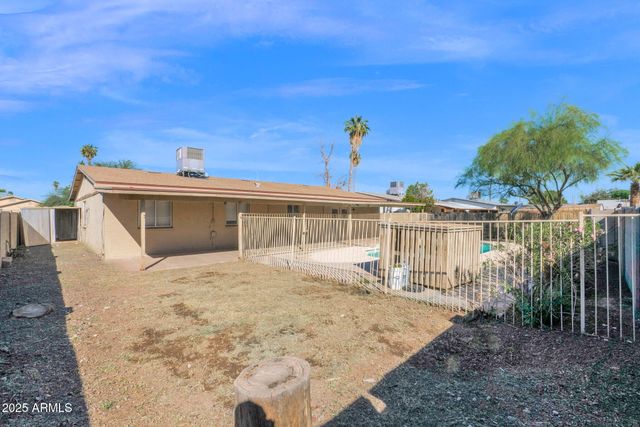 7221 W VIRGINIA Avenue, Phoenix, AZ 85035