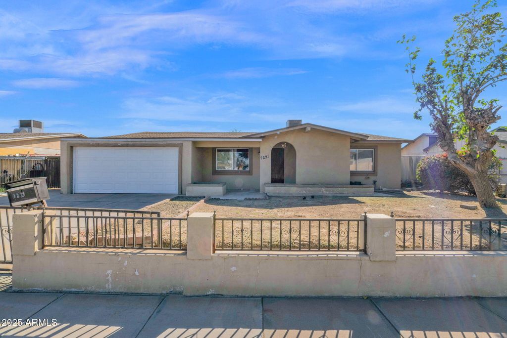 7221 W VIRGINIA Avenue, Phoenix, AZ 85035